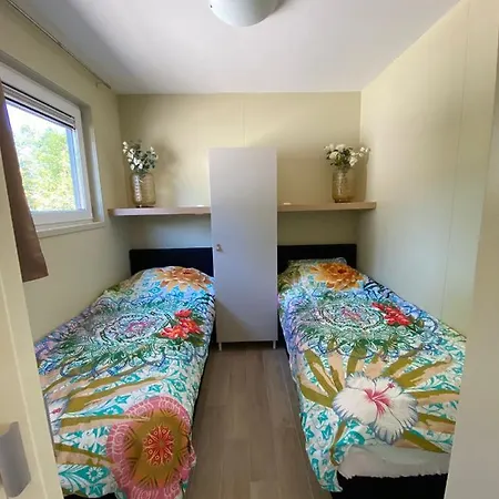Het Zonnige Hert Casa de Férias
